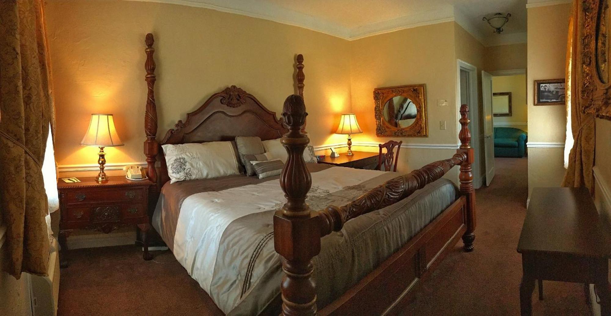 Lake Lure Inn And Spa Екстер'єр фото