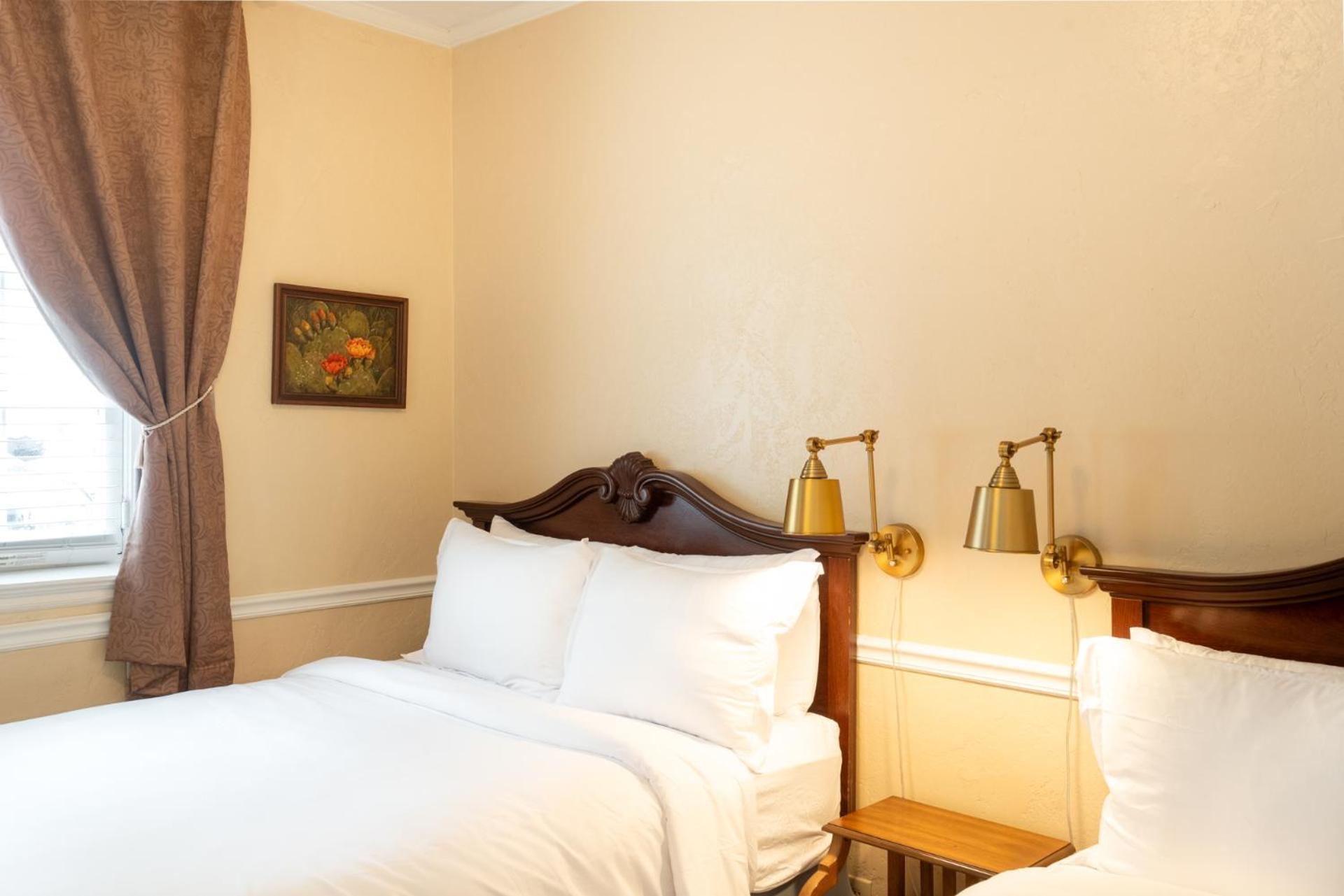 Lake Lure Inn And Spa Екстер'єр фото